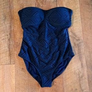 Jessica Simpson 1 piece suit💙